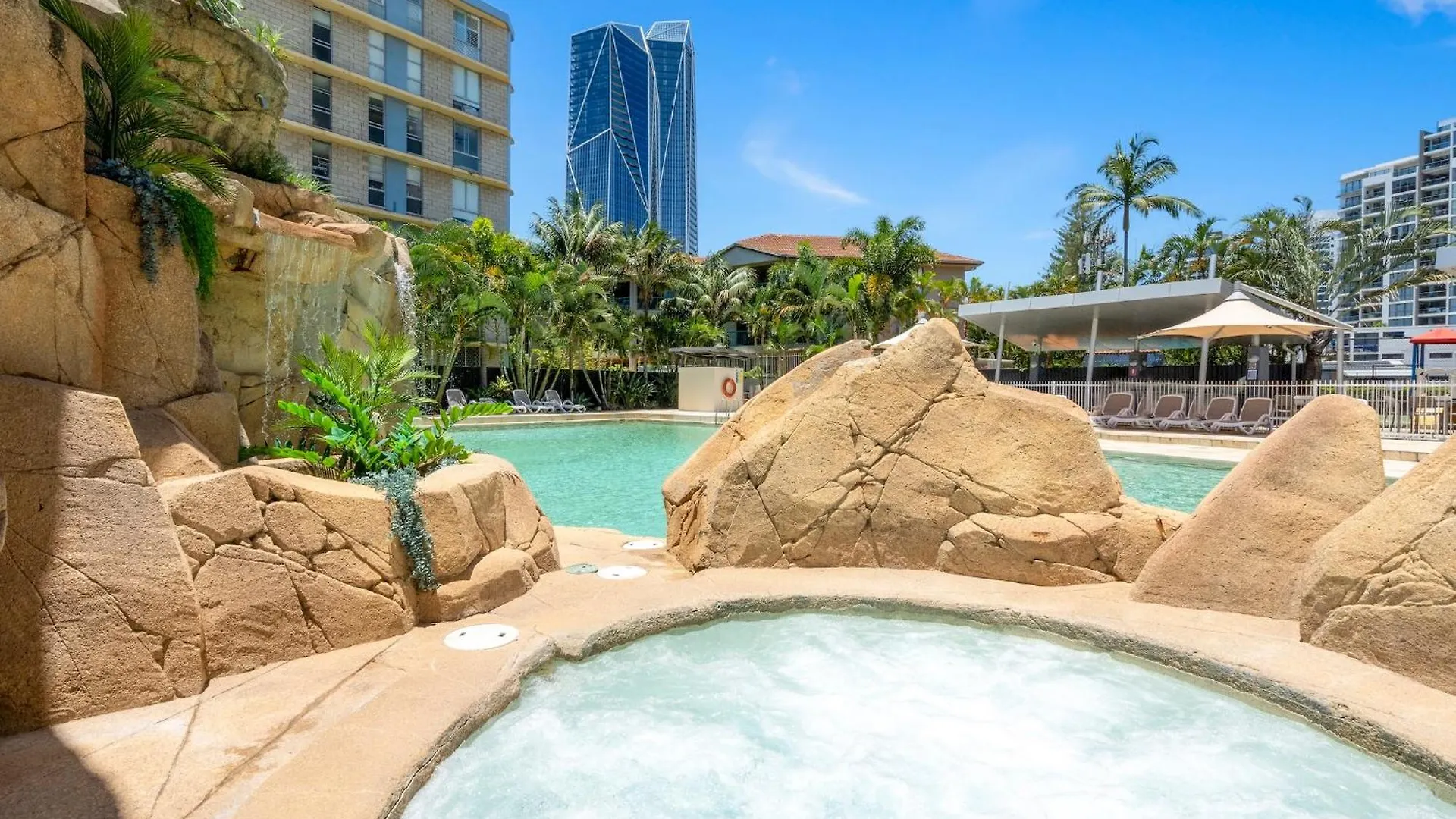 Wings Resort Surfers Paradise Gold Coast Apartment